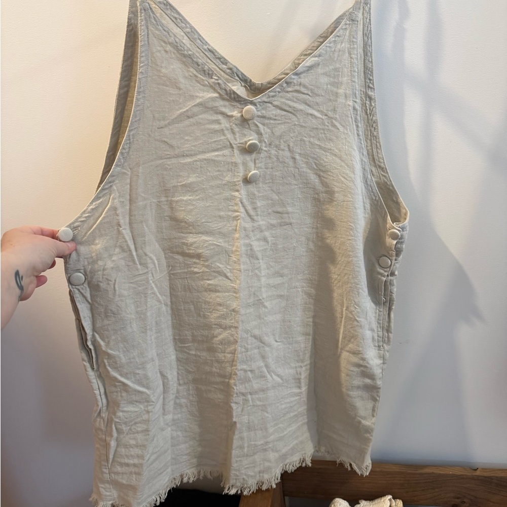 Light Beige V-Neck Button Tank — Casual Linen-Blend Top